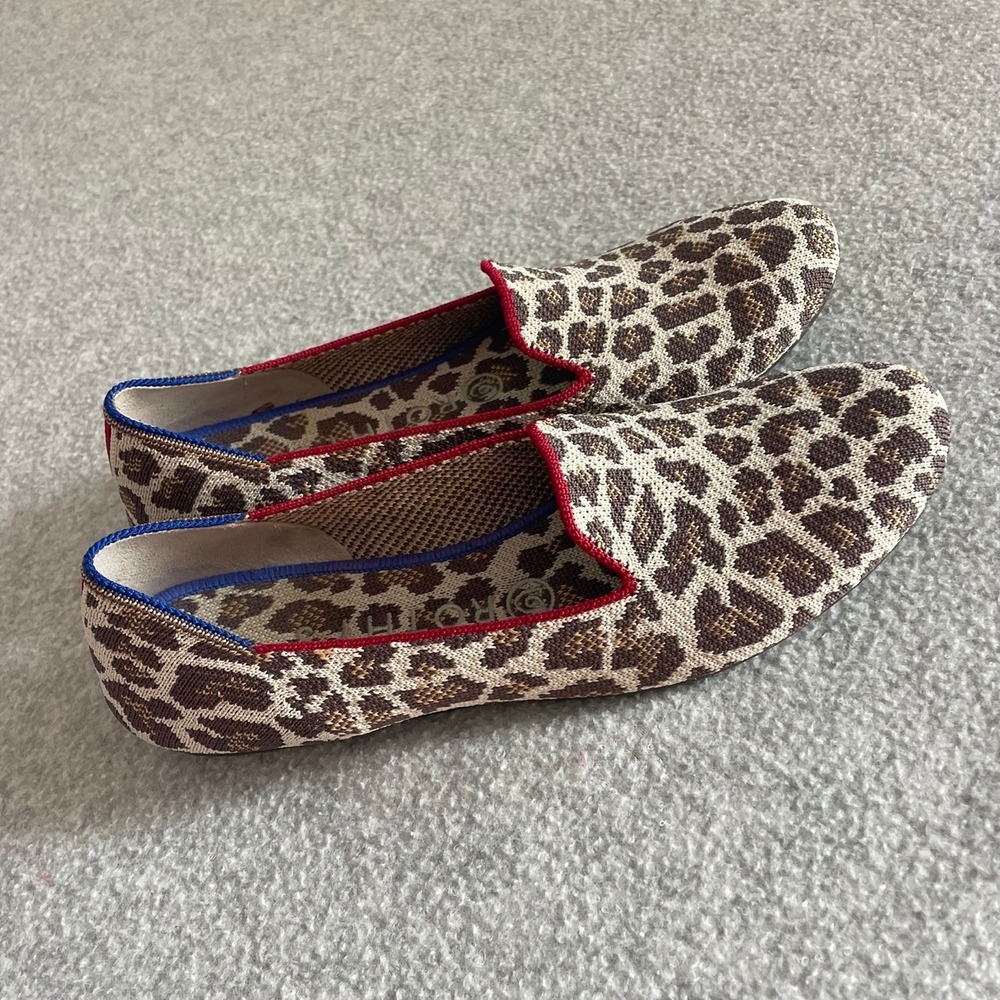 Rothys The Loafer Mocha Spot Retired Knit Flats Red Trim Womens Size 8 - Picture 3 of 7